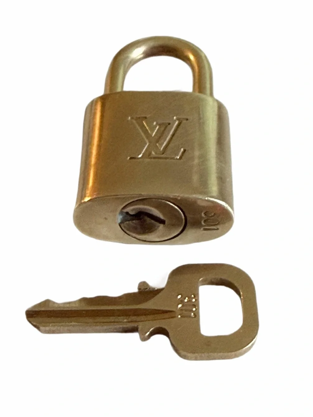 Authentic Louis Vuitton Lock and Key- Set number 301, good preloved condition ❤️ - Picture 7 of 8